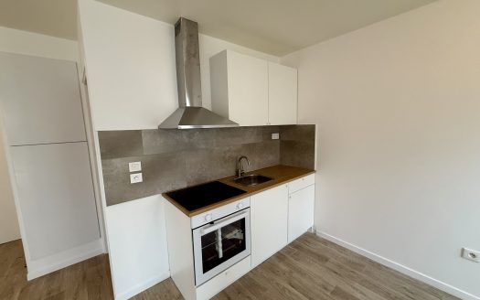 CHARMANT STUDIO REFAIT À NEUF – ÉRAGNY (VAL D’OISE)